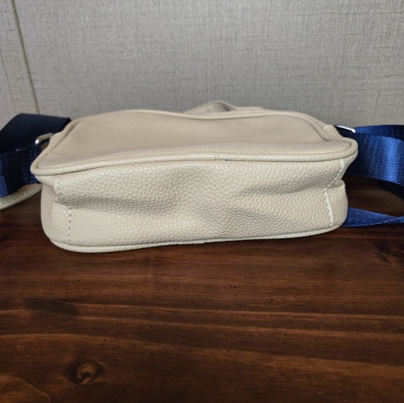 NAUTICA Crossbody Bag Adjustable Strap Nylon Pockets - Picture 6 of 9